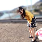 奥様プレバトリモバイ 刺激が欲しい人妻が赤面イキ連発 まんねりに悩む五芭さんをベロチューと猥褻リモバイで連れ回し悶絶失禁させたところ… 五芭 山と空/sora00607 五芭