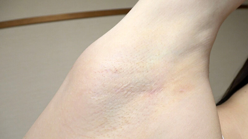 石川陽波 濡れてテカってピッタリ密着 神競泳水着 可愛い女子の競泳水着姿をじっとりと堪能！着替え盗撮から始まり貧乳から巨乳にパイパン、ハミ毛、ジョリワキ等のフェチ接写やローションソーププレイや競泳水着ぶっかけ等を完全着衣で楽しむAV 神競泳水着/1okk00096 石川陽波　【人妻 貧乳】