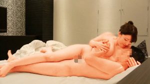 【この動画はレベチ】 【万○博盗撮2025】6時間新作映像集 全国から訪れる女性来場者20人 地元の人は絶対に寄り付かない関○地方の不審スポットで激撮されてしまう素人女性20人 ビッグモーカル/57bdsr00541  -熟女 人妻 不倫 寝取られ-