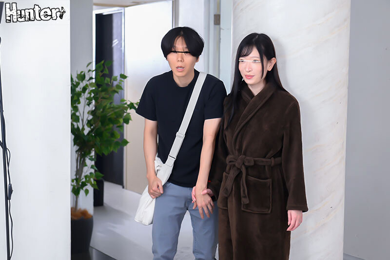 「私たちを満足させるまで帰っちゃダメ！」時間とお金を持て余したセレブ若妻と魅惑の中出しハーレム乱交！ HHHグループ/huntc00336 -【熟女】【人妻】【不倫】【寝取られ】