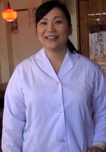 【リアル実録】 行列のできる中華屋さんの美人女将が旦那に内緒でAV出演！？人生初のカメラの前でのSEXに爆乳揺らしてぶっ飛び破廉恥性交！ 即ヌキ/h_1724a108g00013