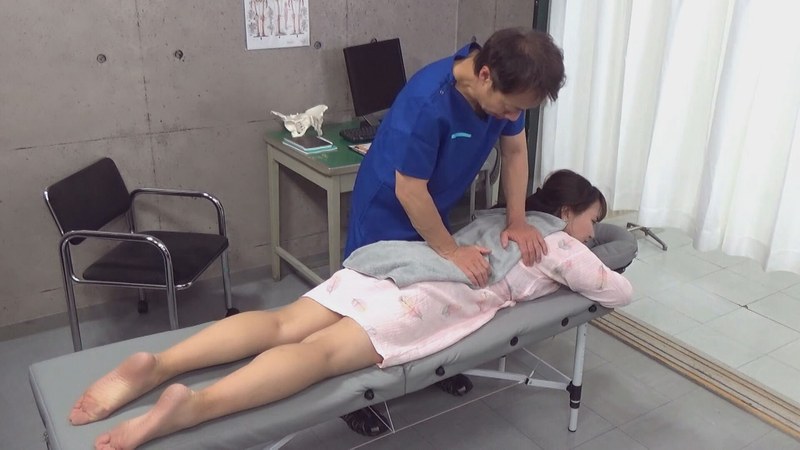 カラダの不調を改善したくて来院した若妻さん。マシュマロボディはとても敏感に反応する優れモノ。ビクビク痙攣がGOOD 即ヌキ/h_1724m978b00008